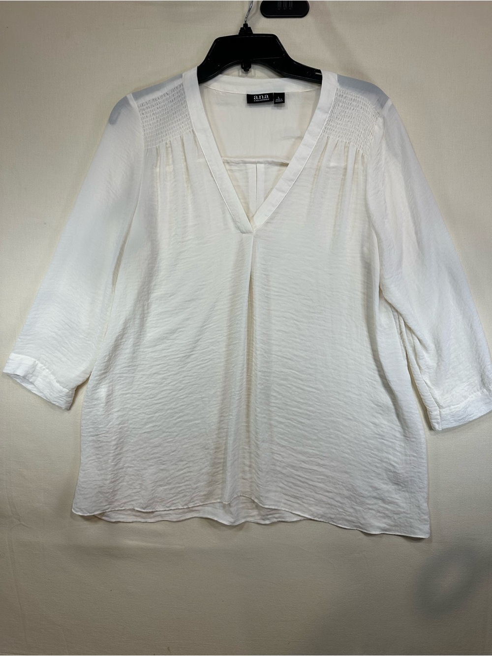 a.n.a White Smocked Split V-Neck Sheer Blouse Tunic Top Size L